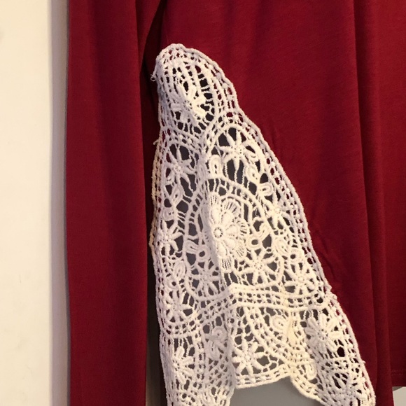 NIP Kate & Mallory Cranberry Red Top, Size Large - Picture 3 of 12